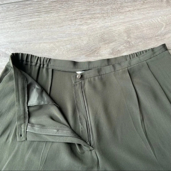 Nygard Collection Pure Silk  Relaxed Pants - Picture 4 of 12